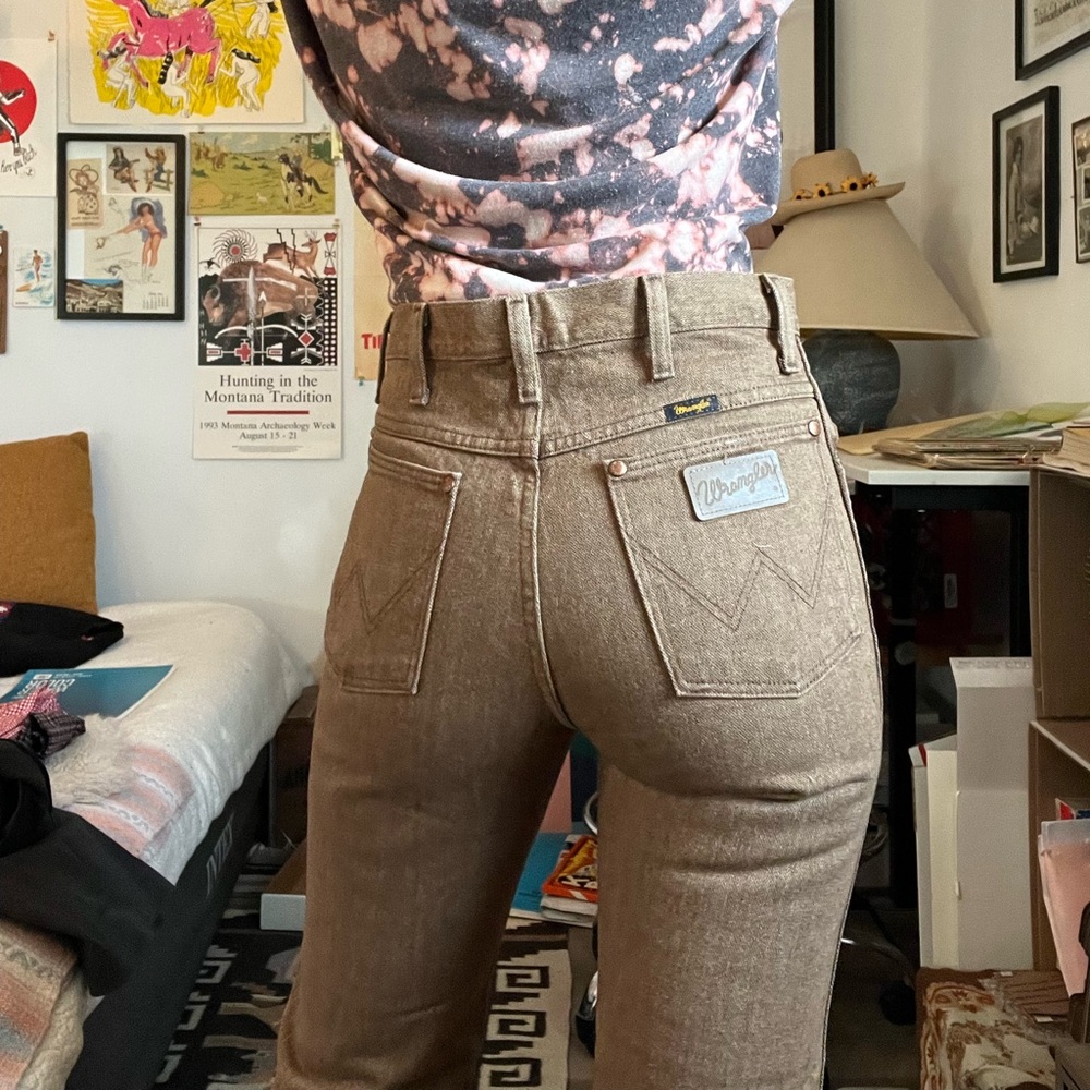 Rusty brown Wranglers 28x34